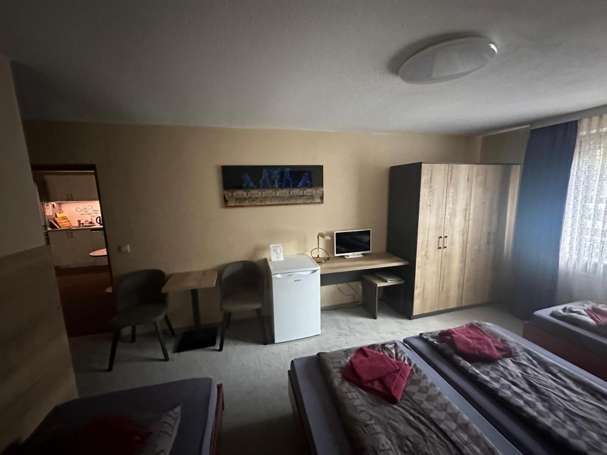 Hotel Pension Pamina Βερολίνο Εξωτερικό φωτογραφία